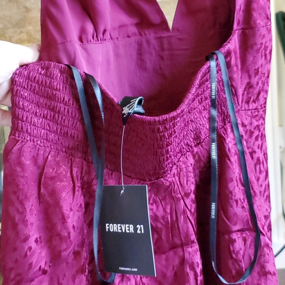 Dress - Picture 5 of 6